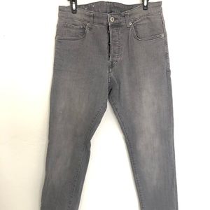 Skinny jeans, stretchy material. 32x32. Very comfortable